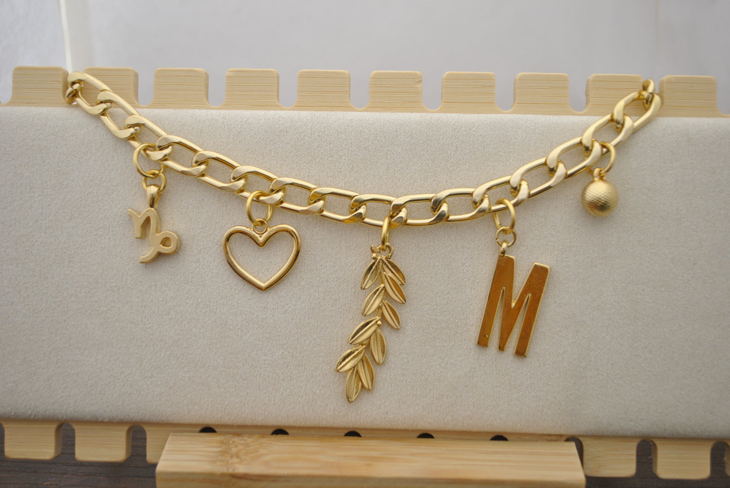 Collar KOBE X5 charms