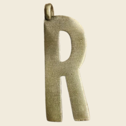 Letra R